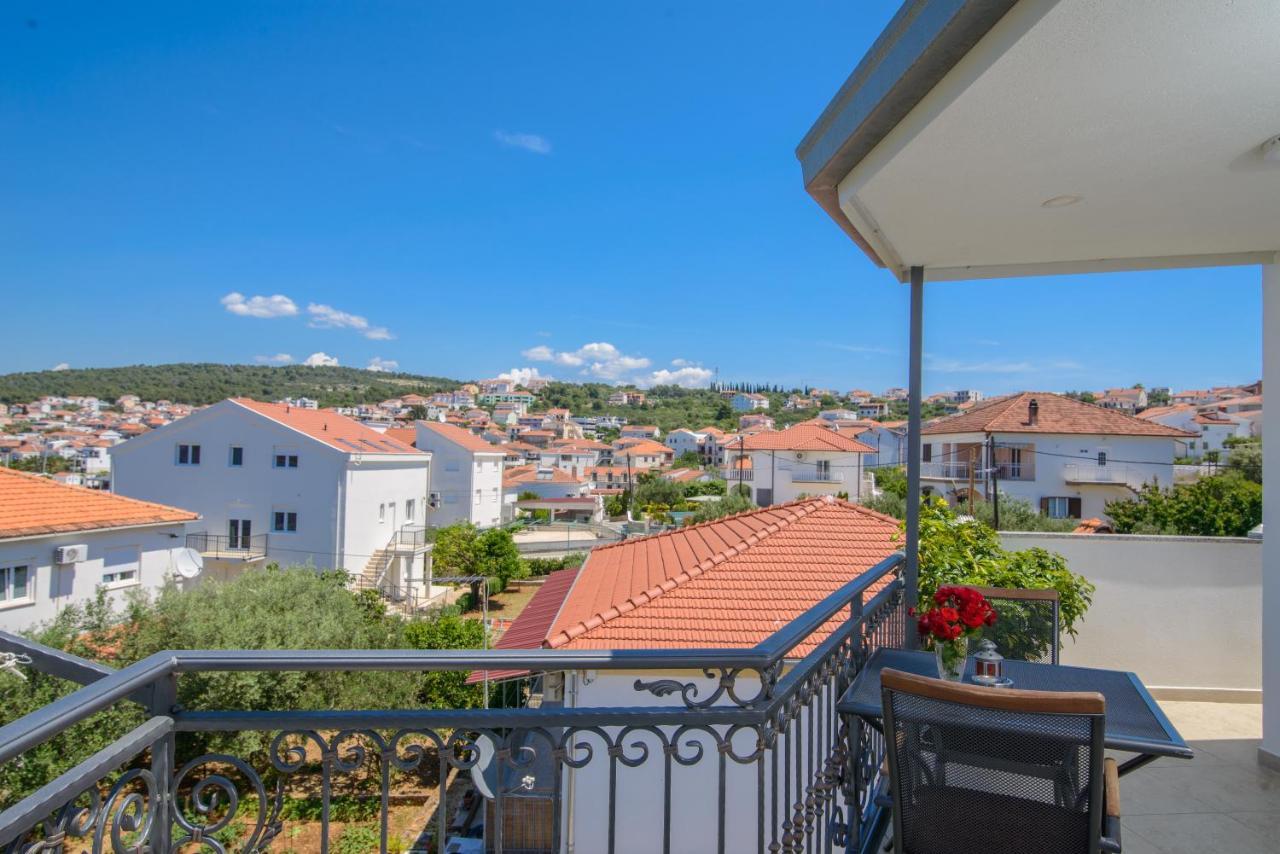 Apartments Tonka Trogir Ngoại thất bức ảnh