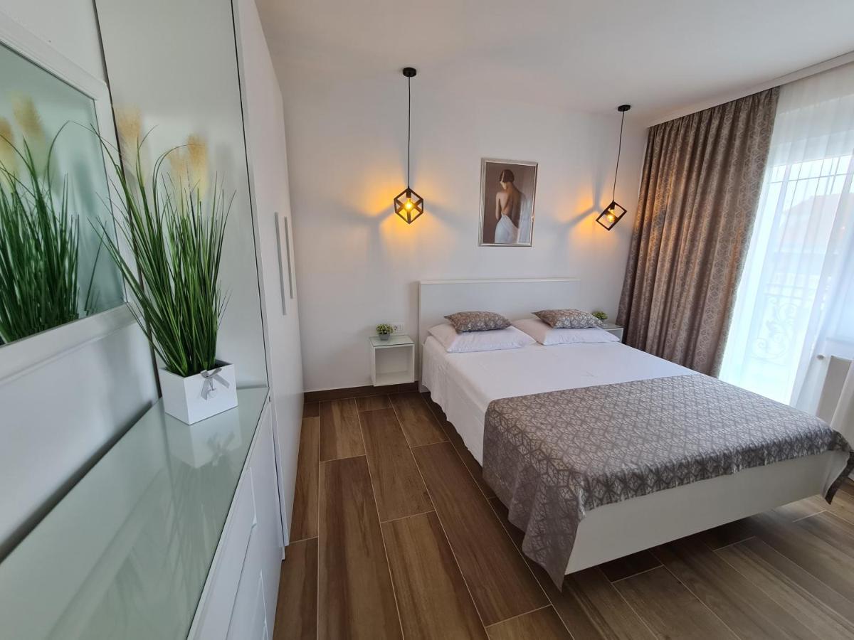 Apartments Tonka Trogir Ngoại thất bức ảnh